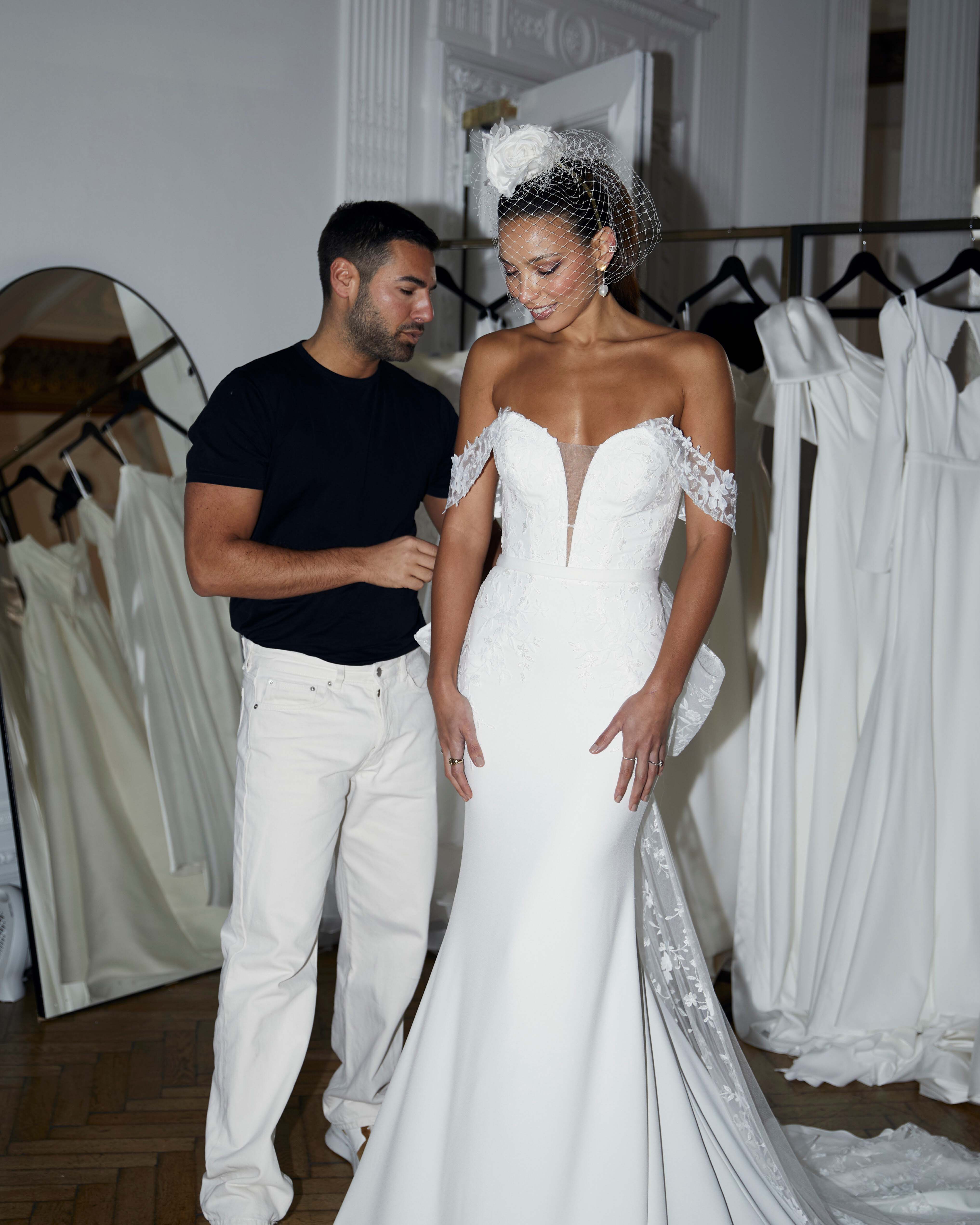 日本でも代理店などで販売 ELLE MARIAGE ウエディングドレス DAPHNE